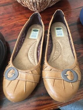 Dr. Scholl's Camel/Tan Slip-On Ballet Flats with Decorative Buckle